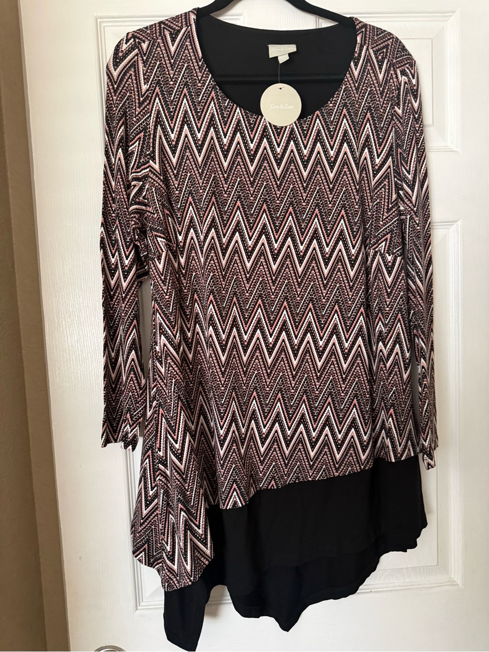 Layered Chevron Long Sleeve Tunic Top in Pink and Black